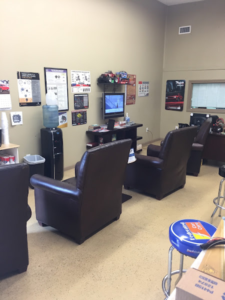 Boudreaux's Automotive 4
