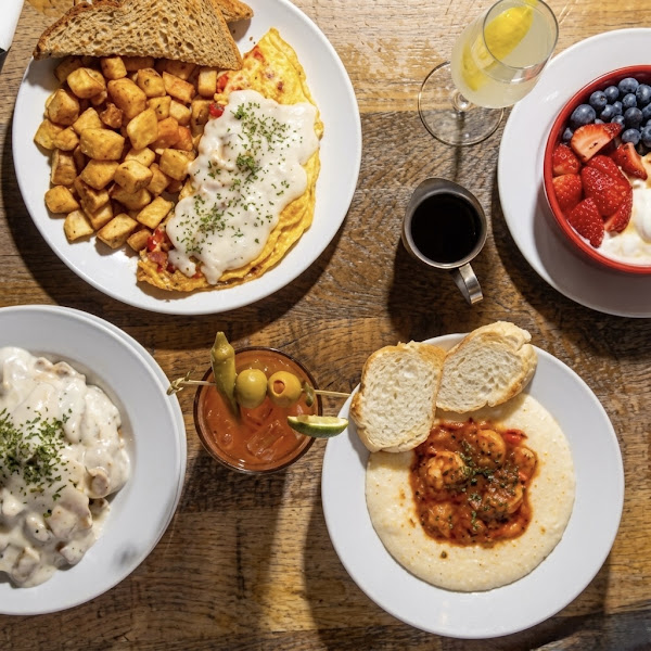 Streetcar Cafe 5
