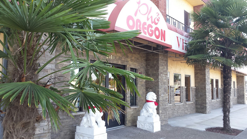 Phở Oregon Restaurant