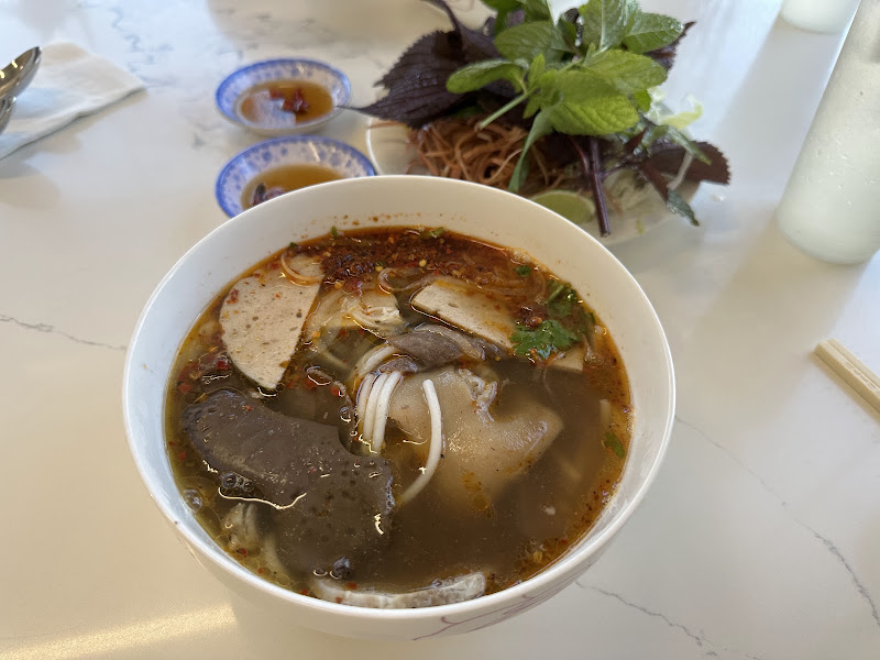 Bún Bò Huế Restaurant 5
