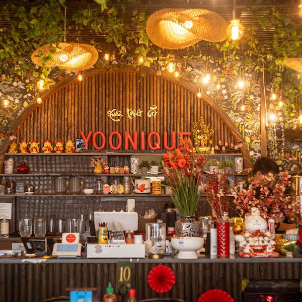 Yoonique Phở & Grill 2