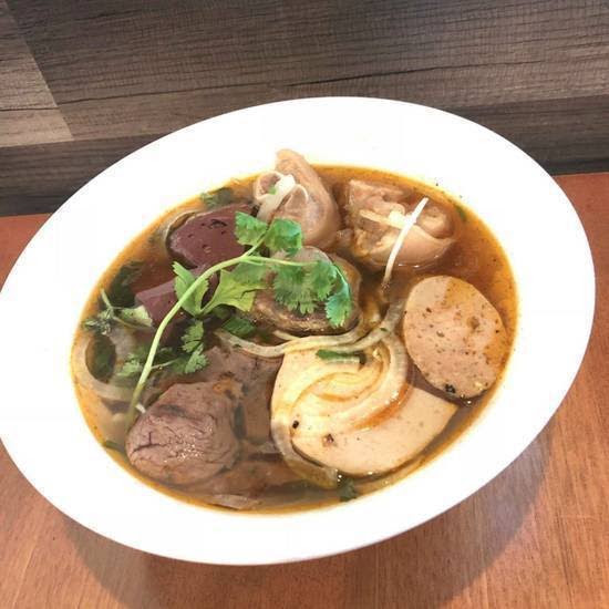 Bun and Pho House 5