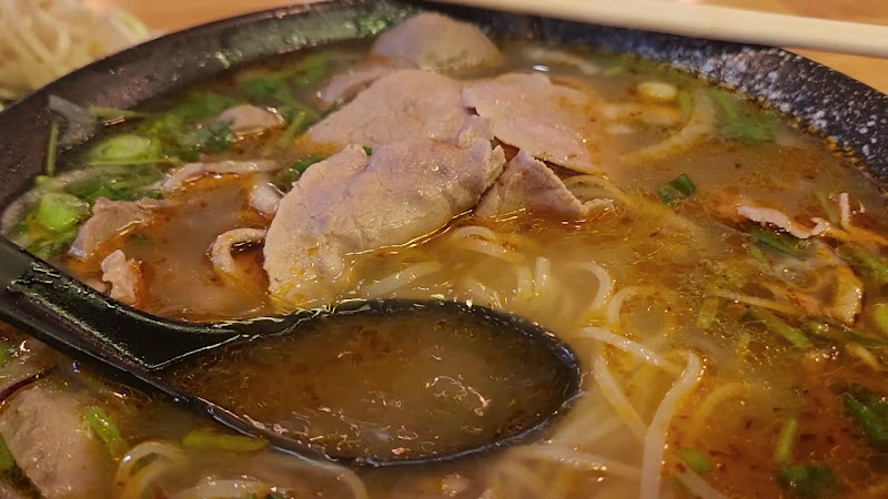 NO NAME PHO 3