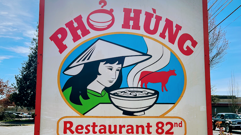 Pho Hung on 82nd 5