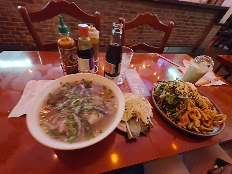 Luc Lac Vietnamese Kitchen 2