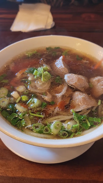 XinhXinh Vietnamese Bistro 3
