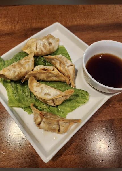 Pho House Cafe & Deli 5