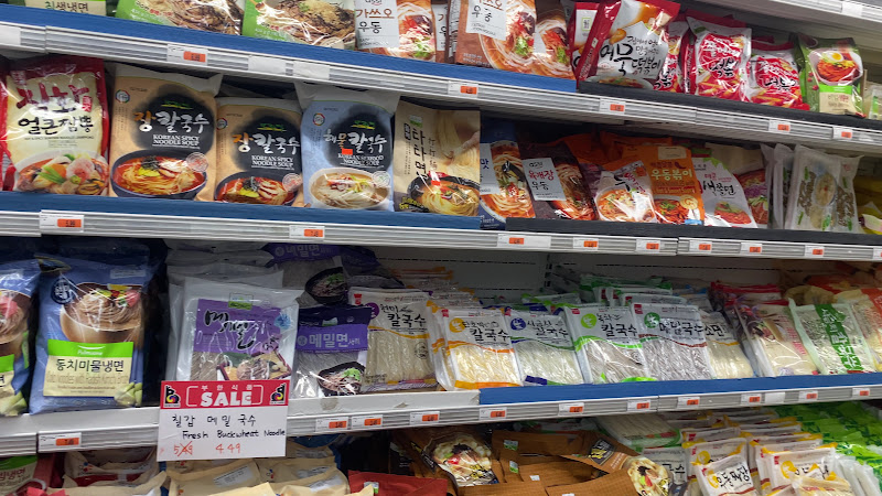 Boo Han Market 3