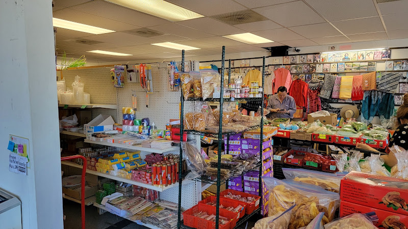 Thai Cam Video & Food Store 4