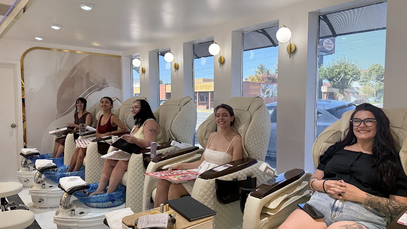 Glamour Nail Salon Portland Oregon