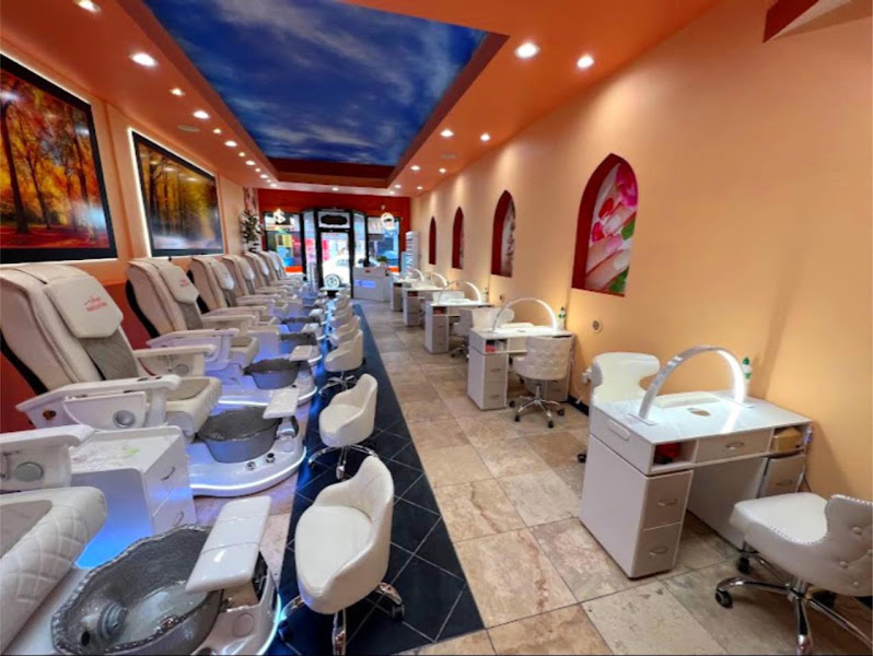 Magic Nails & Spa 4