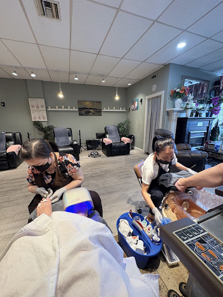 Nail Savvy Spa 4