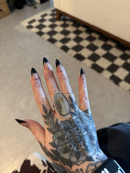VIP Nails and Spa 5