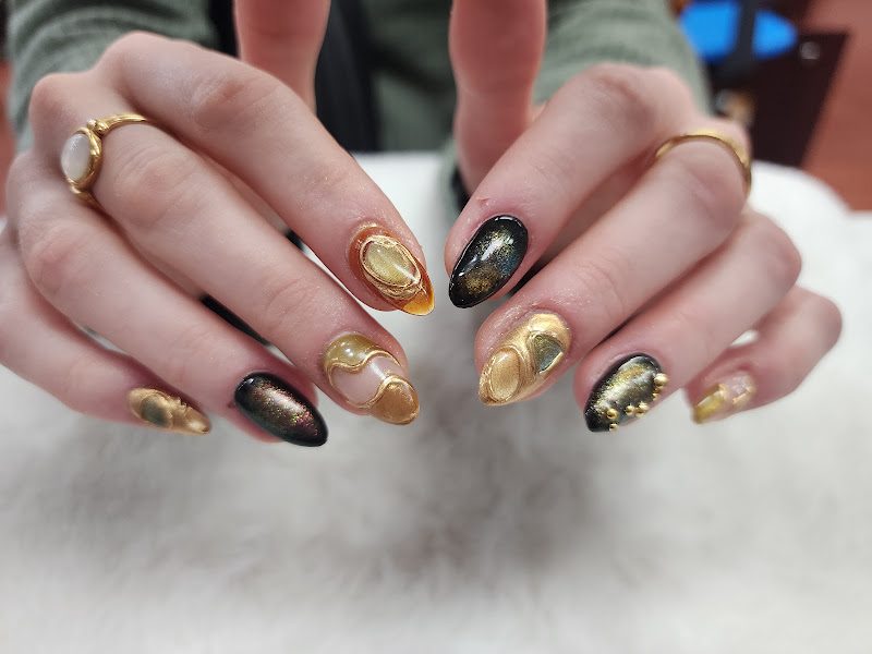 Salon Avenue LLC