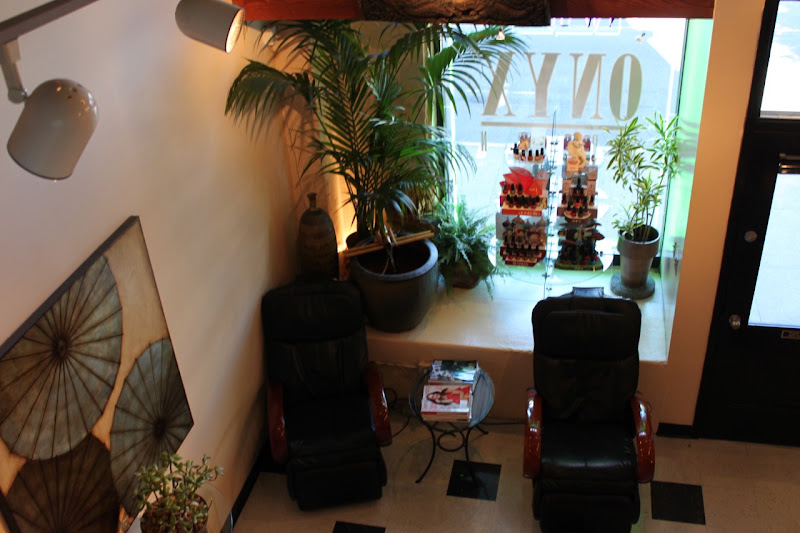 Onyx Salon