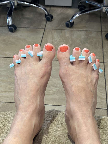 Deluxe Nails & Spa 5