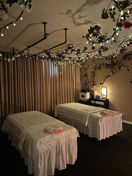 Ivy Asian Body & Foot Massage 4