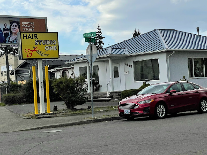 Hair Studio One 3