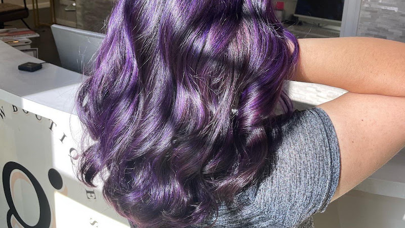 Glow Boutique Salon 2