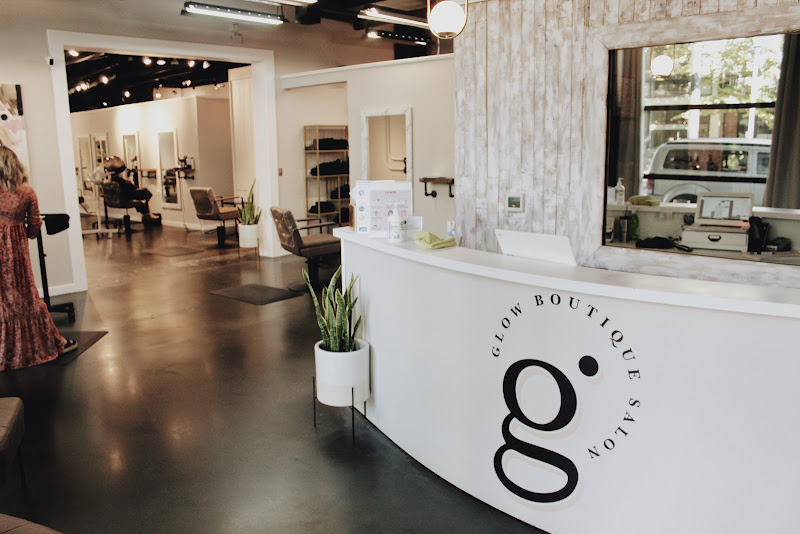 Glow Boutique Salon 3