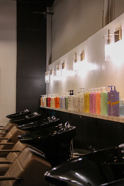 Glow Boutique Salon 5
