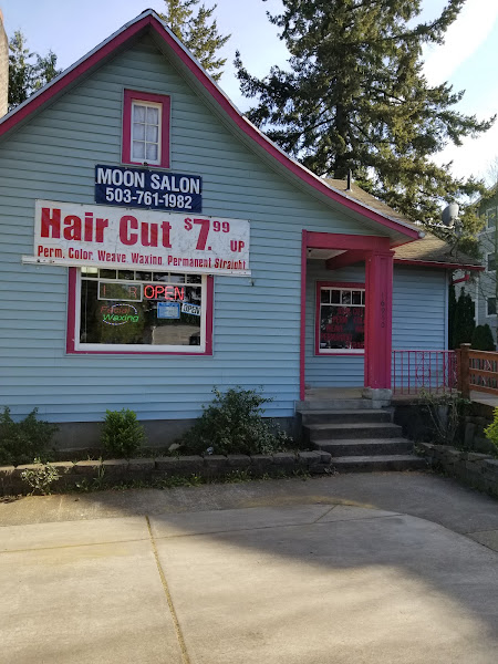 Moon Salon 3