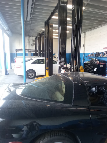 Victoria's Auto Repair 4