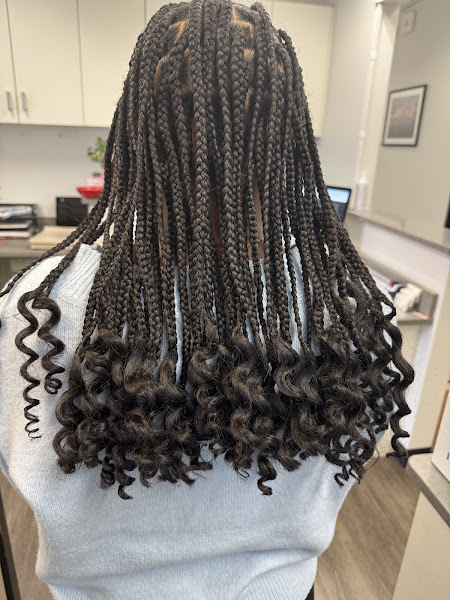 L&M Hair Lounge 4