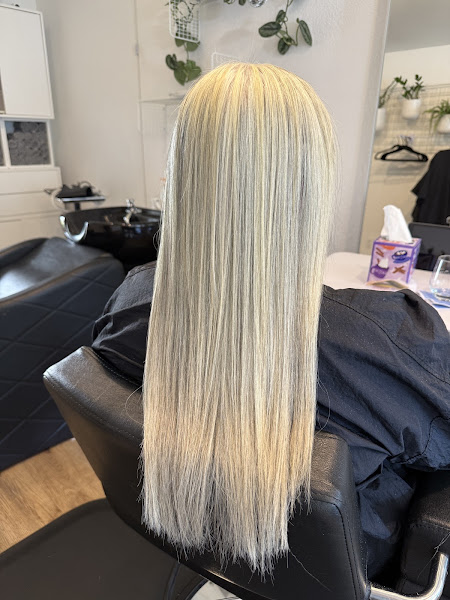 TAME + glossy: A Keratin Specialty Salon 4