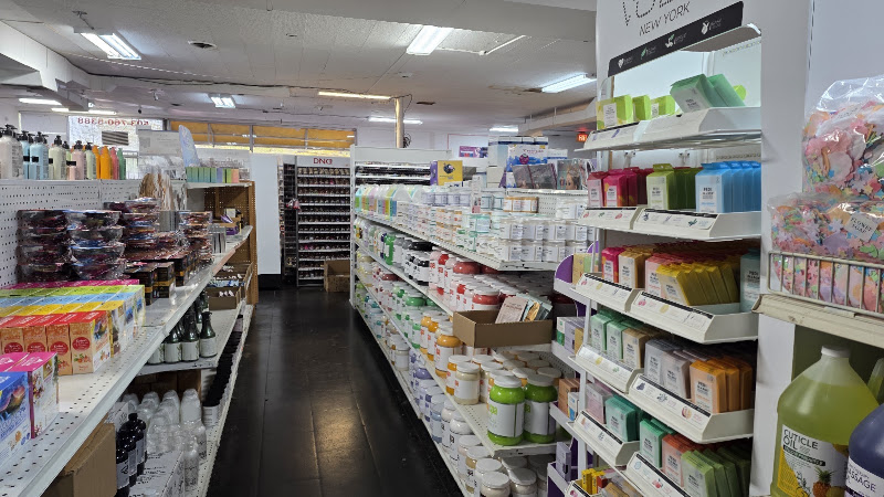 Four Seasons Nail Supply 4
