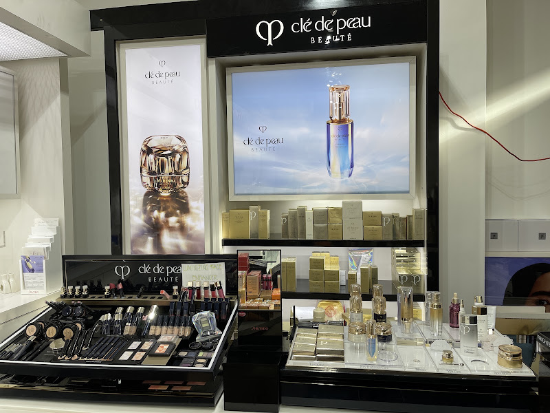 Pacific Cosmetics - Shiseido 5
