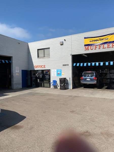 Jerauld's Car Care Center 1