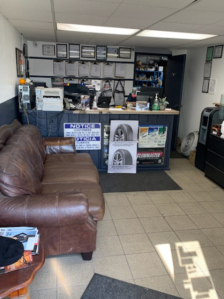 Jerauld's Car Care Center 2
