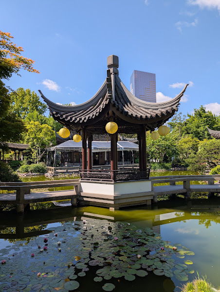 Lan Su Chinese Garden 2
