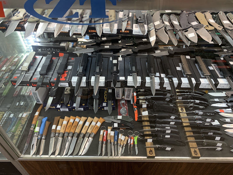 Highlander Knives Swords ETC 3