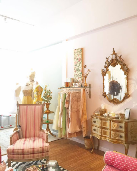Xtabay Vintage Clothing Boutique 3