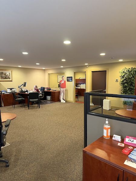 Mark Nguyen - State Farm Insurance Agent 3