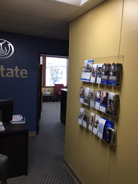 Lorenzo Serafini Insurance - Progressive Agent - Platinum 3