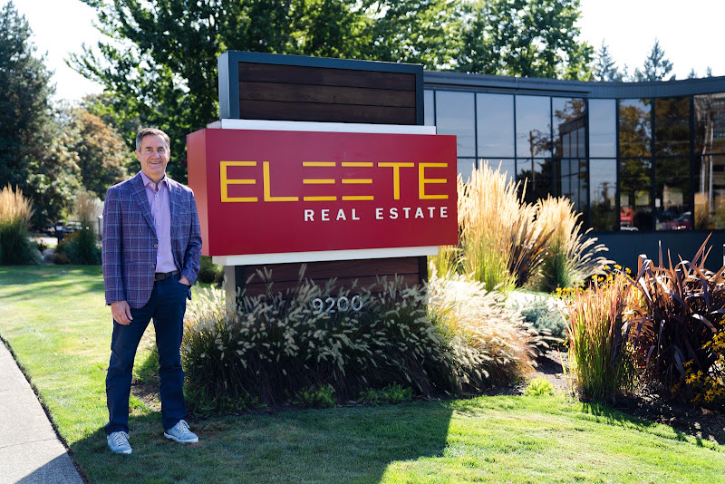 Lee Davies Group- Eleete Real Estate 3