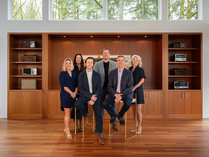 Lee Davies Group- Eleete Real Estate 4