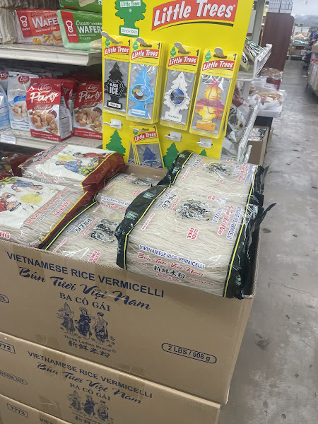 Hoa Viet Market 3