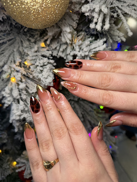 AB Nails & Spa 4