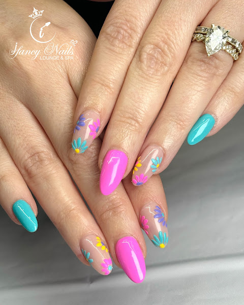 iFancy Nails Lounge & Spa 3