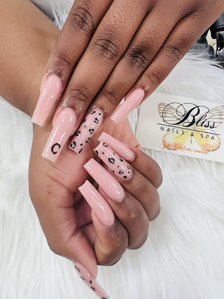 Bliss Nails & Spa 1 4