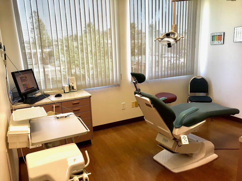 SmileHaven Dental Center: Stephen Chan, DMD