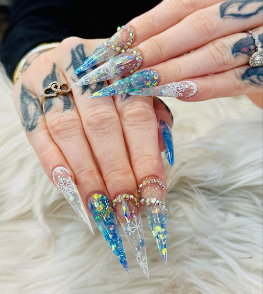Decor Nails & Lashes Salon 1