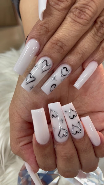 Decor Nails & Lashes Salon 2