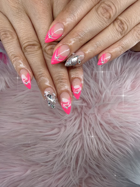 MILLIONS HAIR-NAILS-LASHES 4