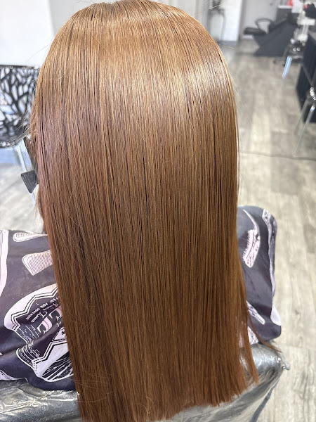 Lavish Hair Studio & Spa 3