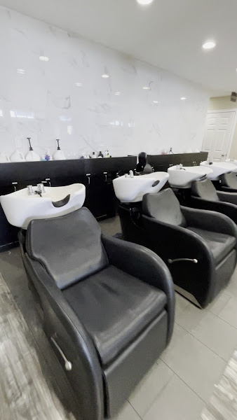 The Hot Seat Salon 2